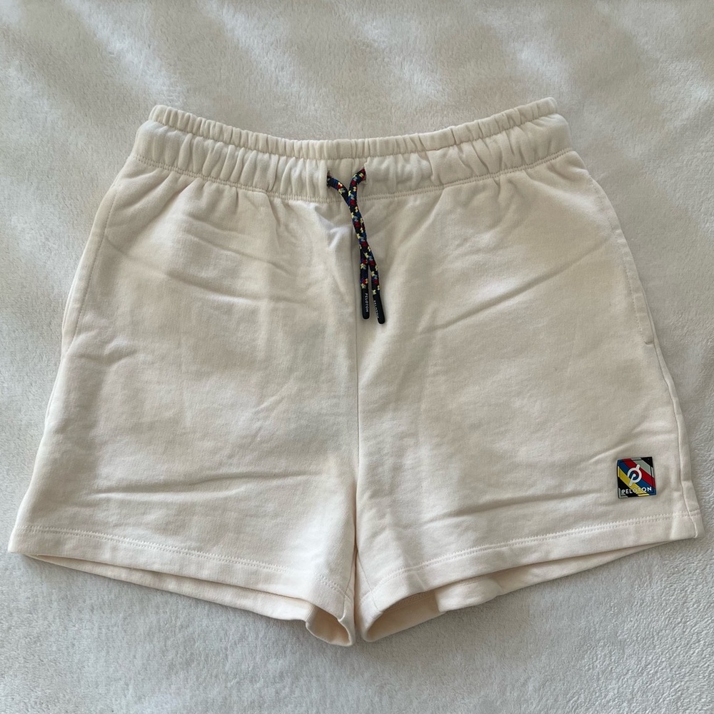 NWT Peloton Sweat Short size small